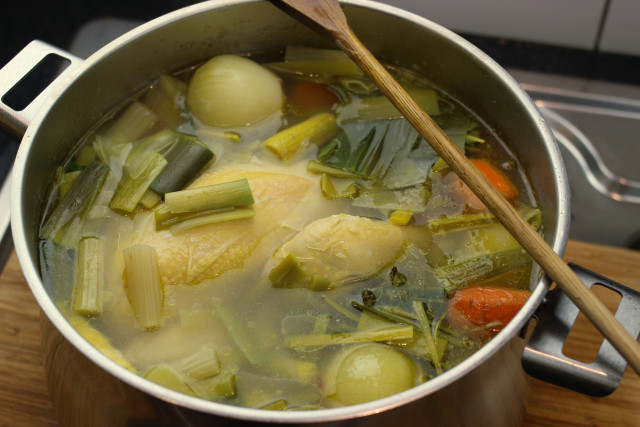 Kippenbouillon