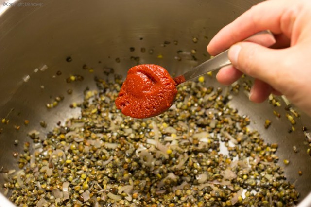 linzenstoofpot tomatenpuree