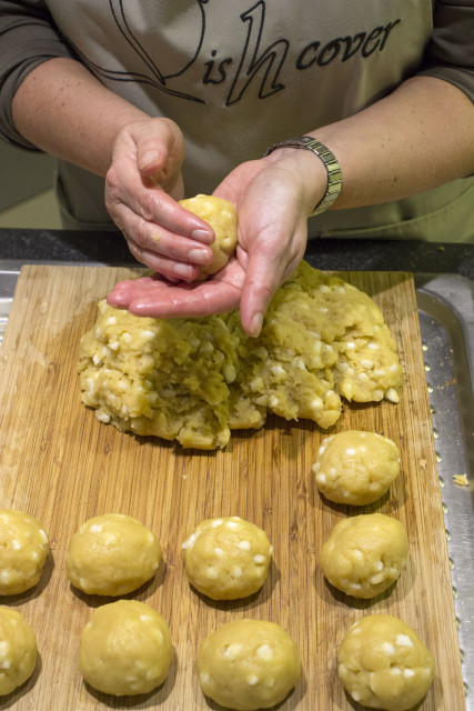 Verdelen deeg suikerwafels