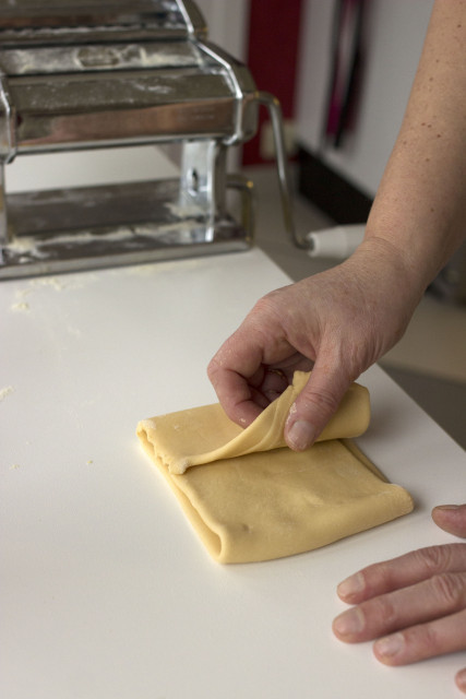 Pastadeeg toevouwen