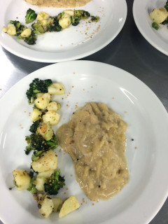 Kip in appel-ui saus