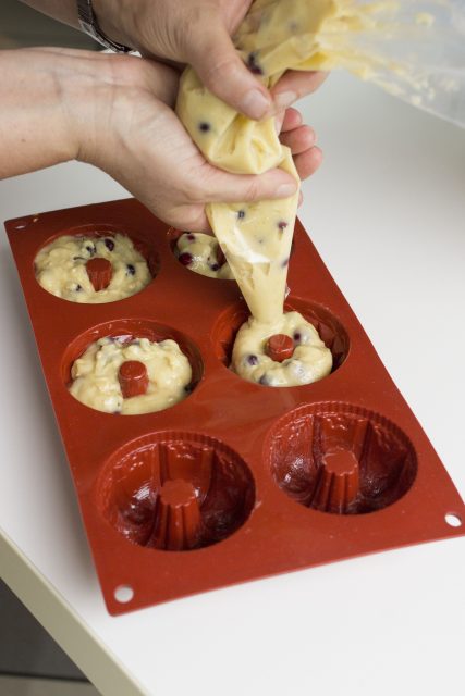 Yoghurt muffins met havermout en krenten