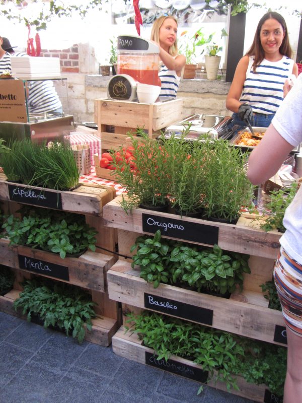 Hapje-Tapje 2015 Italiaanse stand met kruiden