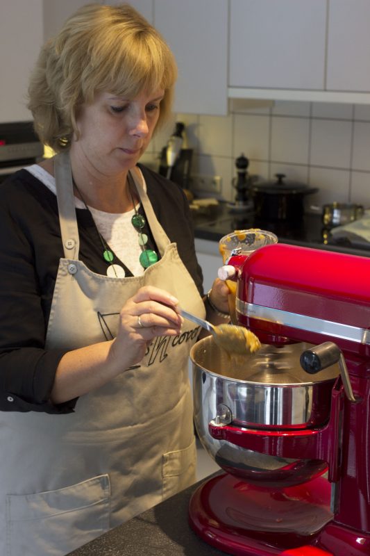 Dadelpuree bij eigeelmengsel