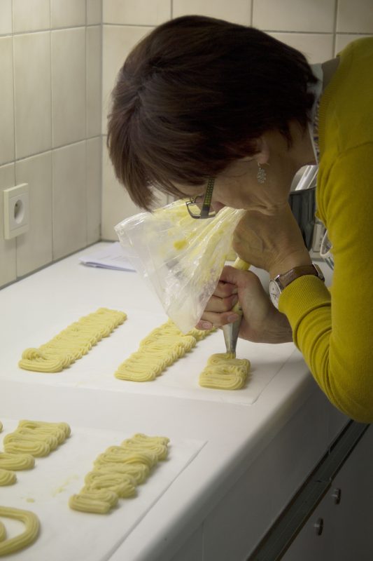 Dishcover bakworkshop - spritskoekjes spuiten
