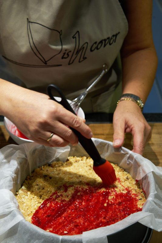 Gemarmerde kaastaart - coulis op taartbodem