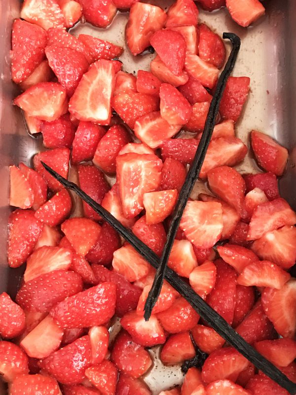 Yoghurt-aardbeiijs - met vanille