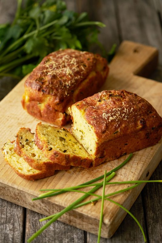 Hartige-cake-met-courgette-en-geitenkaas