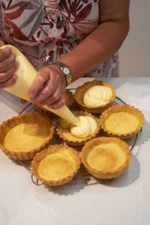 Aalbessentaartje - spuiten baketbakkersroom