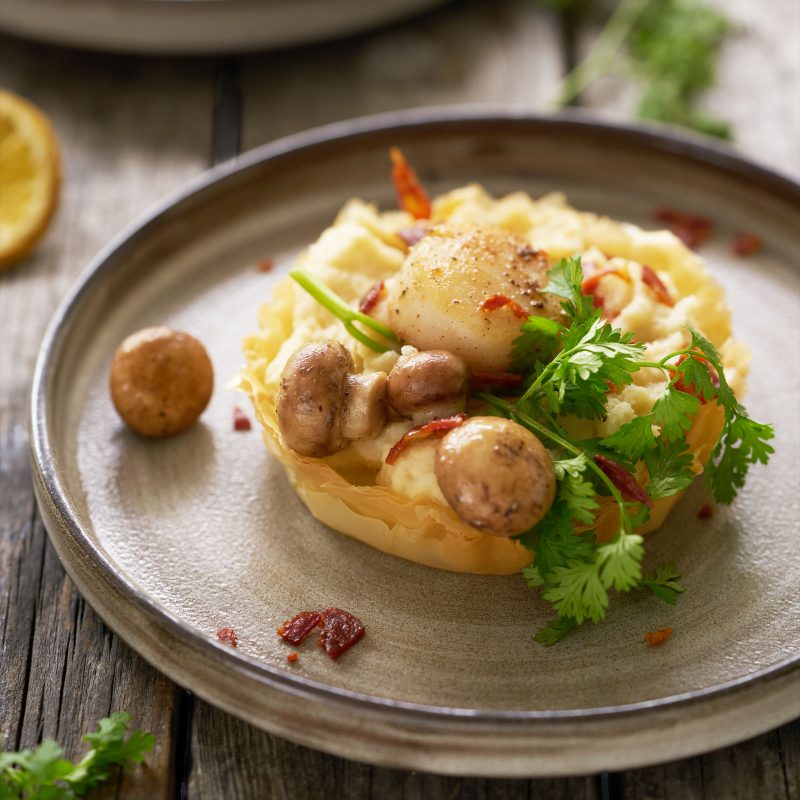 Filodeegtaartje met coquille en knolseldermousse recept