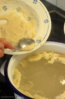Kluski_in_kookpot