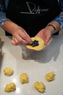 Pierogi met blauwe bessen - vullen met blauwe bessen