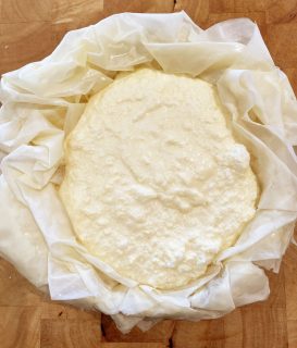 Paascake met peer in een nestje - Filo deeg gevuld